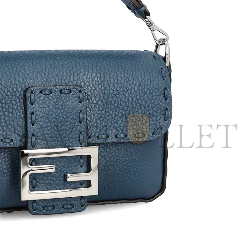 F**di baguette mini shoulder bag (19.5*13*4.5cm)